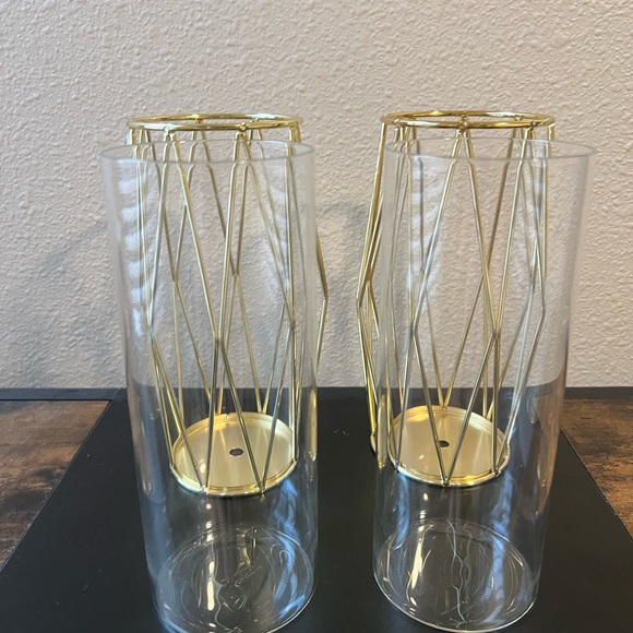 Gold Geometric Modern Flower Vase for Centerpieces (Set of 2) - Picture 4 of 6